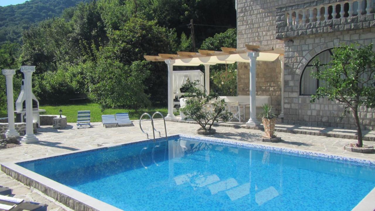 Villa D'Amore Montenegro Morinj Bagian luar foto