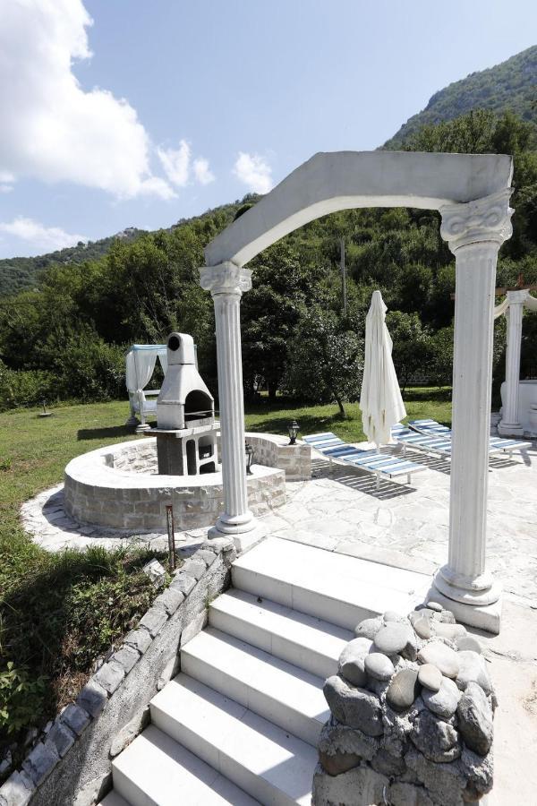 Villa D'Amore Montenegro Morinj Bagian luar foto