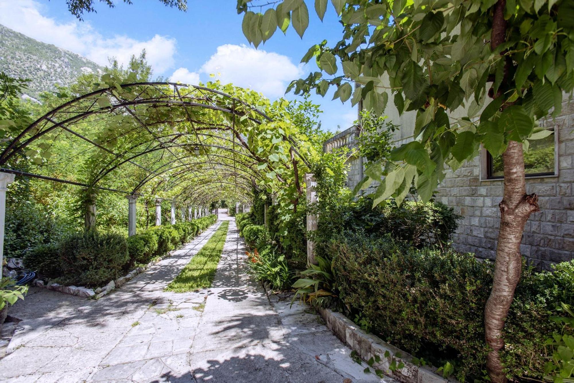 Villa D'Amore Montenegro Morinj Bagian luar foto